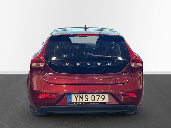 Volvo V40 6 of 10