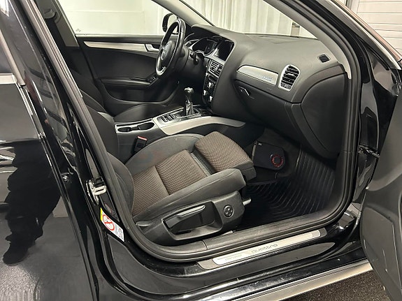 Audi A4 allroad 7 of 16