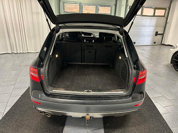 Audi A4 allroad 12 of 16