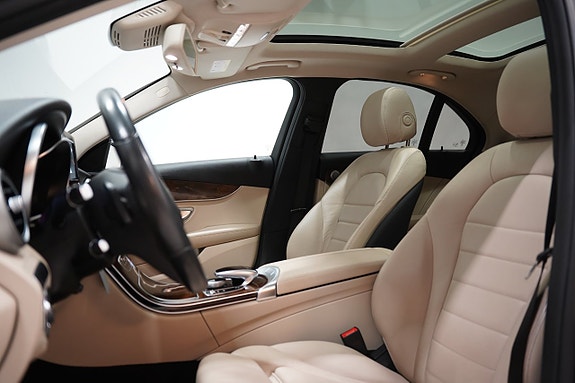 Mercedes-Benz C350 e 7 of 23