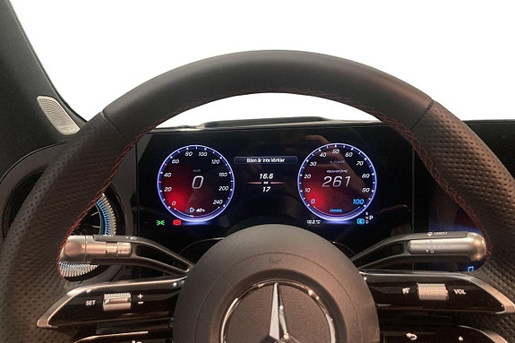 Mercedes-Benz CLA350 7 of 14