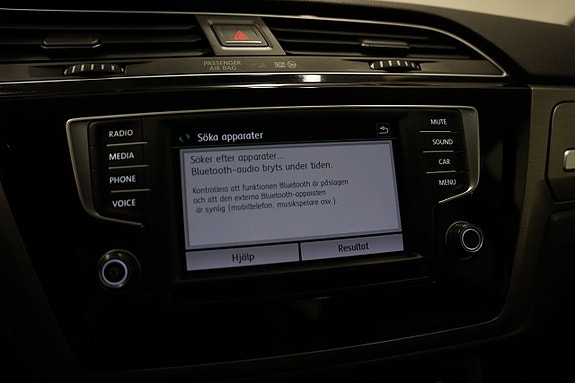 Volkswagen Touran 18 of 23
