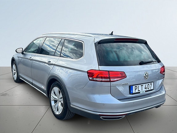Volkswagen Passat Alltrack 5 of 5