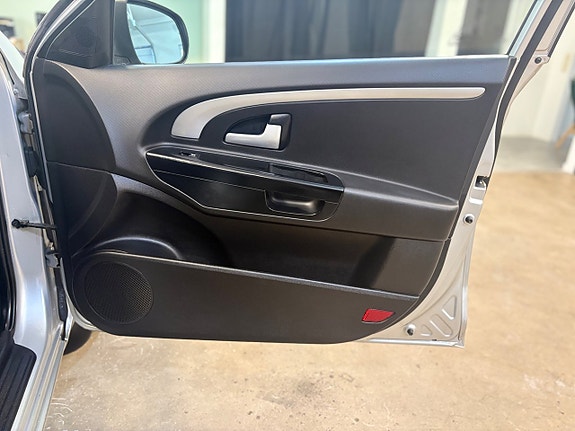 Kia Ceed 12 of 18