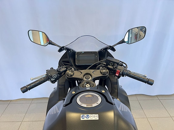 Honda CBR650R #Beställnings-MC# 9 of 10