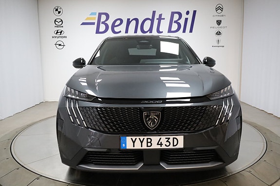 Peugeot 3008 2 of 5