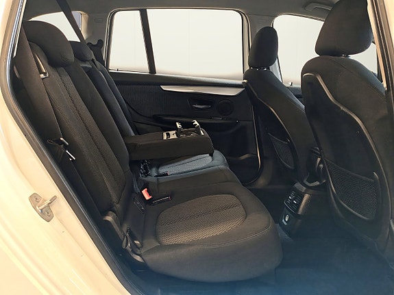 BMW 220d 15 of 23