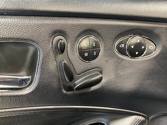 Mercedes-Benz CLS350 17 of 20