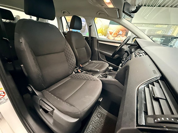Skoda Octavia 9 of 16