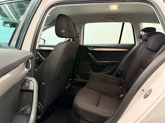 Skoda Octavia 13 of 16