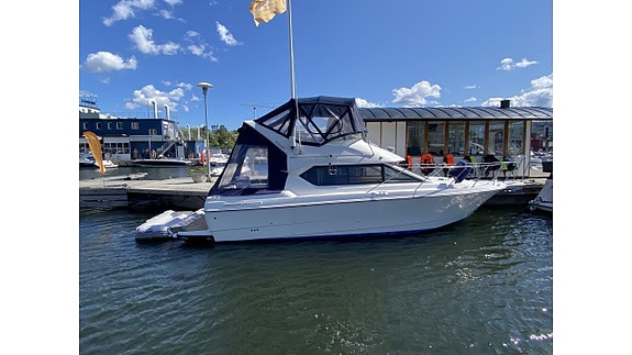 Bayliner 288 fly 2004 Mercruiser 350 MPI maxutrustad