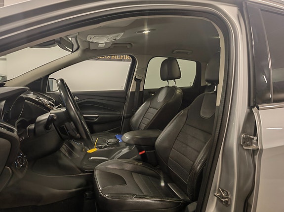 Ford Kuga 8 of 10