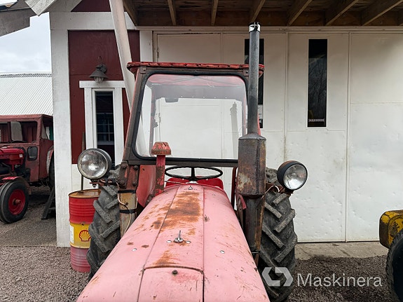 Traktor Massey Ferguson 35X 11 of 27