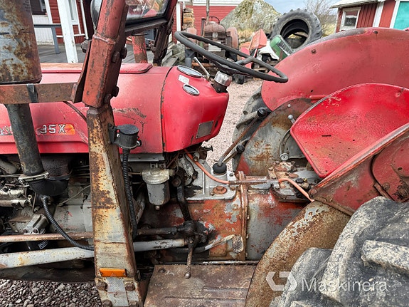 Traktor Massey Ferguson 35X 6 of 27