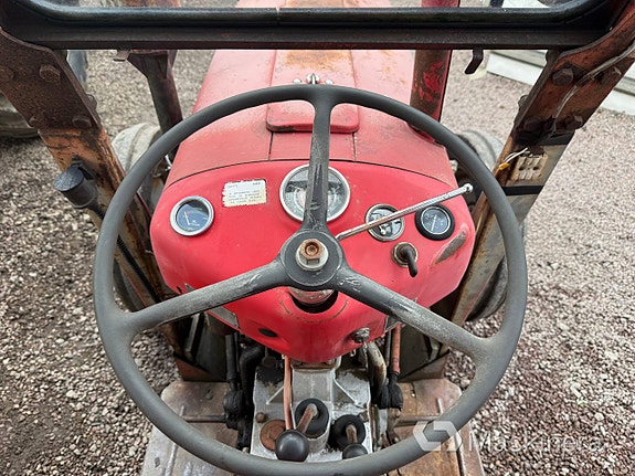 Traktor Massey Ferguson 35X 26 of 27