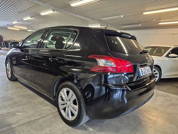 Peugeot 308 6 of 20