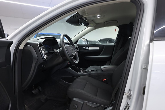 Volvo XC40 14 of 20