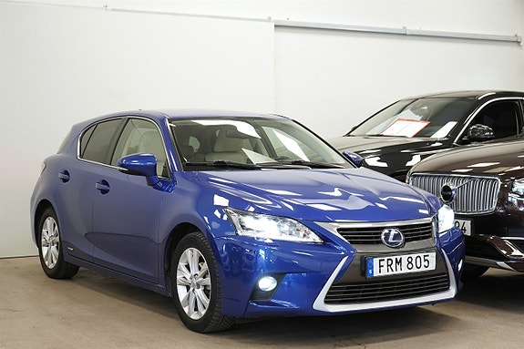 Lexus CT200h 7 of 23