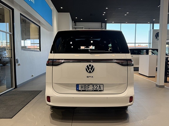 Volkswagen ID. Buzz 5 of 17
