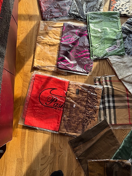 Product image 8 of 9