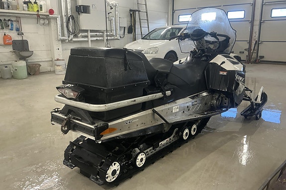 LYNX XTRIM COMMANDER 600 HO E-TEC Snöskoter med släde 5 of 21