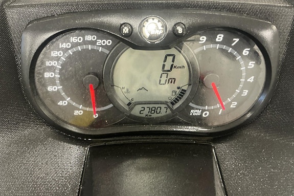LYNX XTRIM COMMANDER 600 HO E-TEC Snöskoter med släde 6 of 21