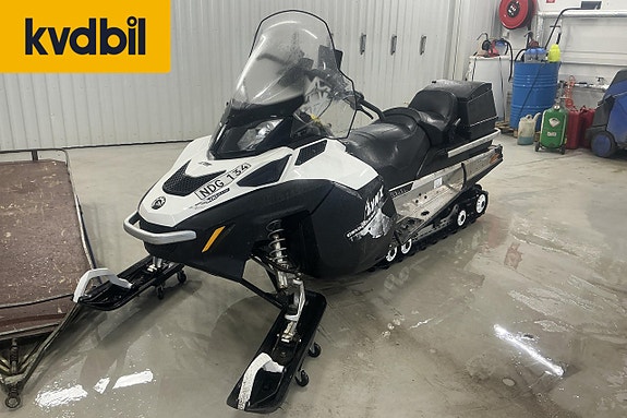 LYNX XTRIM COMMANDER 600 HO E-TEC Snöskoter med släde