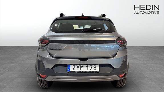 Dacia Sandero 7 of 12