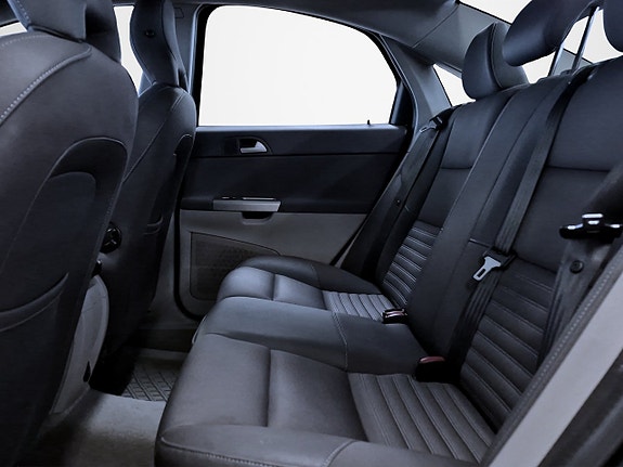 Volvo S40 12 of 15