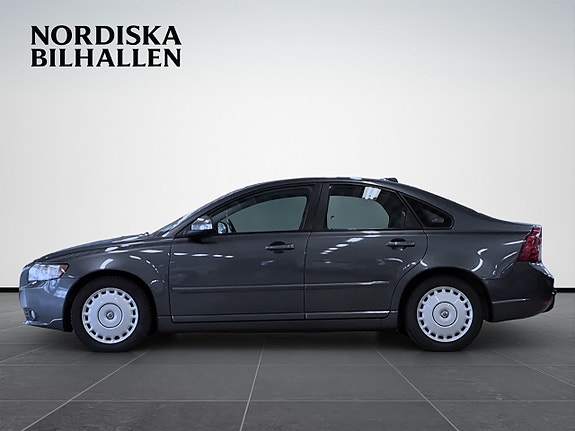 Volvo S40 4 of 5
