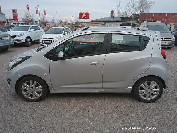Chevrolet Spark 10 of 11