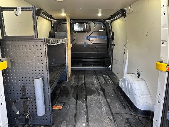 Ford Transit Custom 7 of 16