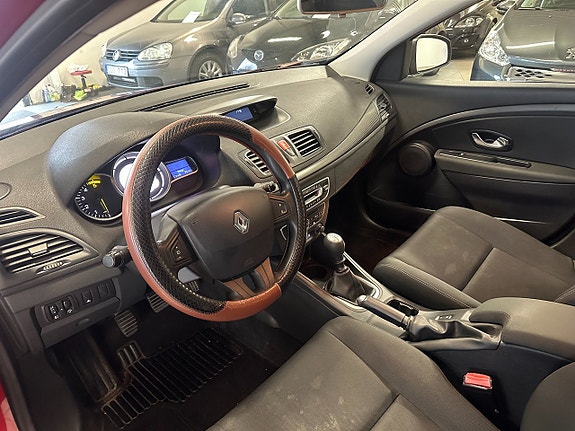 Renault Megane 8 of 10