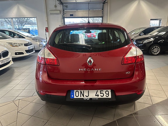 Renault Megane 3 of 5