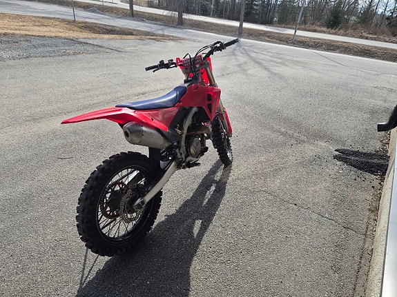 Honda CRF 450R -23 3 of 3