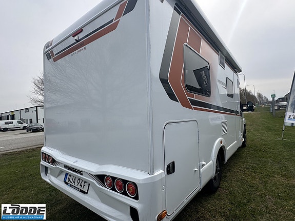 Weinsberg CaraCompact 600 MF EDITION [PEPPER] 3 of 15