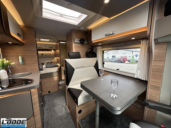 Weinsberg CaraCompact 600 MF EDITION [PEPPER] 9 of 15