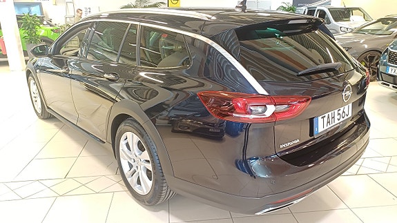 Opel Insignia Country Tourer 5 of 5