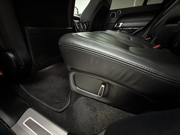 Land Rover Range Rover 15 of 23