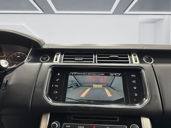 Land Rover Range Rover 14 of 23