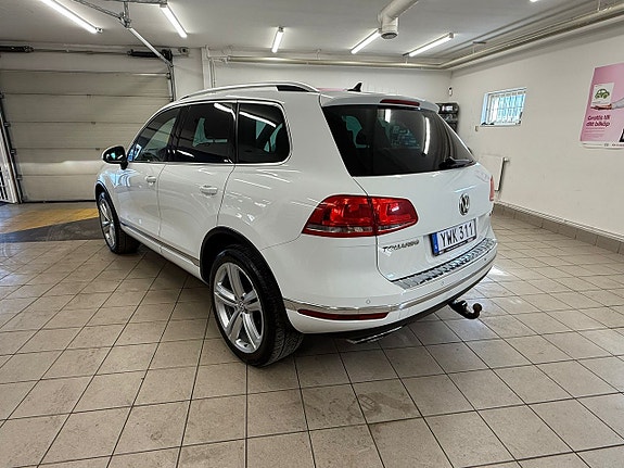 Volkswagen Touareg 6 of 30