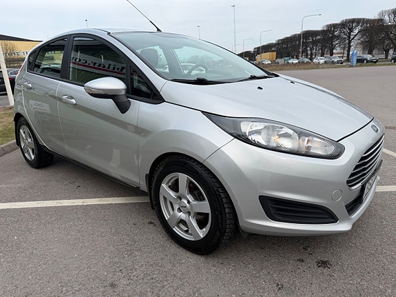 Ford Fiesta 7 of 22