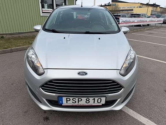 Ford Fiesta 8 of 22