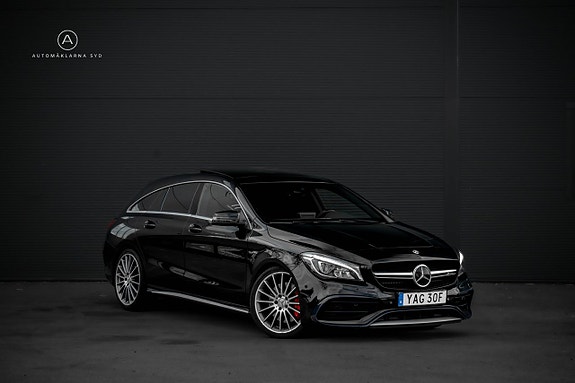 Mercedes-Benz AMG GT Black Series 4 of 5