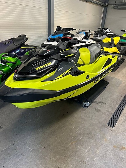 SEA-DOO RXT-X RS 300 -18