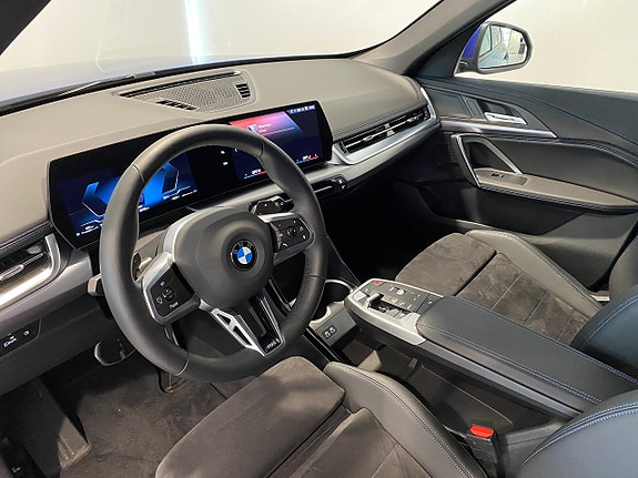 BMW X1 4 of 5