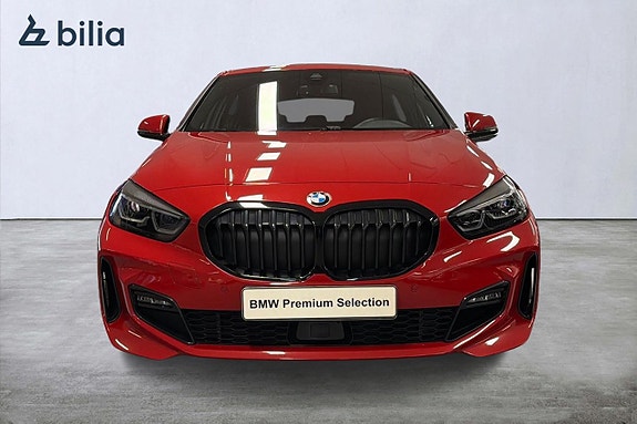 BMW 118i 5 of 5