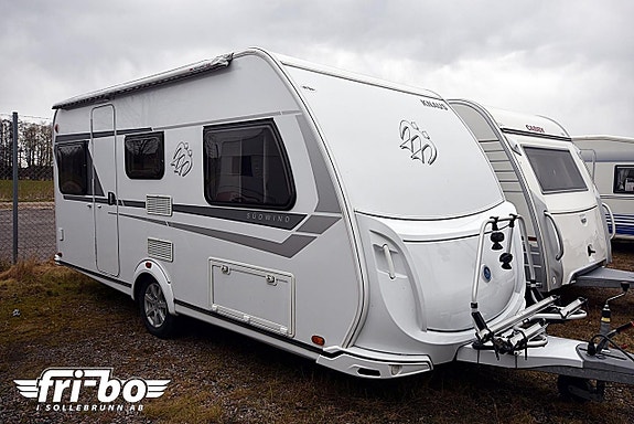 Knaus 460 EU Südwind, Långbäddar