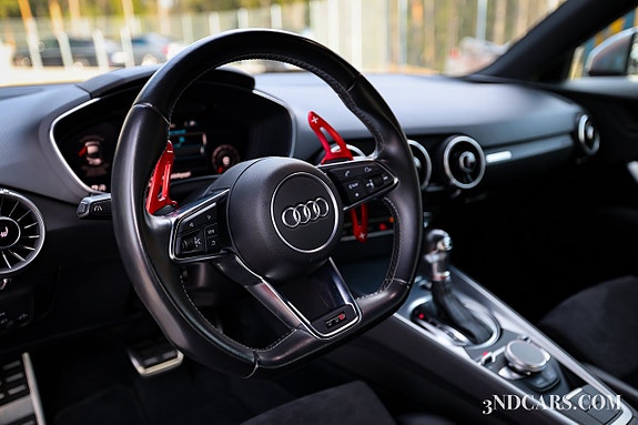 Audi TTS 16 of 23