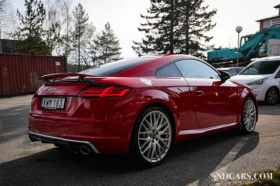 Audi TTS 5 of 5